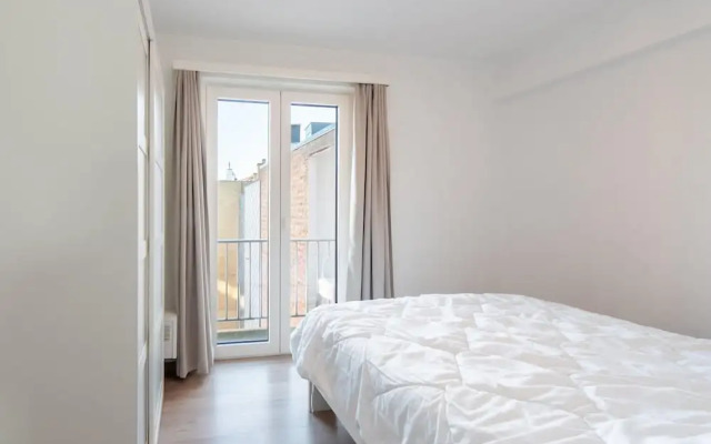 Apartment in Mariakerke With Stunning Sea View