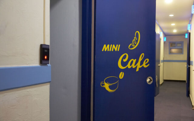 W mini hotel - Hostel