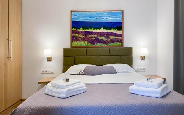 Marisa Apartments Hvar II