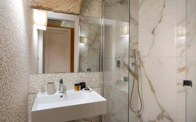 Palazzo Arone dei Baroni di Valentino