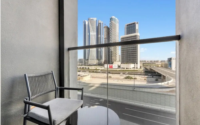 Waves - Fully Equipped Studio for a Perf