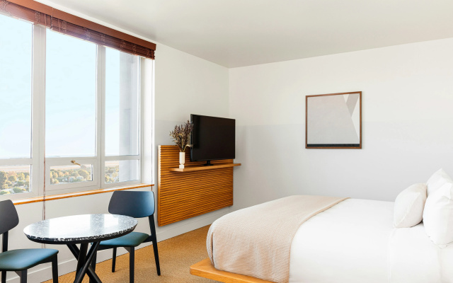 The Hotel June