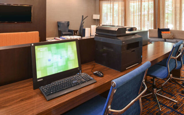 Courtyard by Marriott Pittsburgh Monroeville