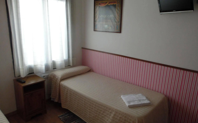 Hostal La Lluna