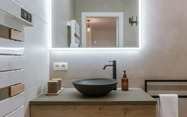 Charming Apartment Close to the Harbor