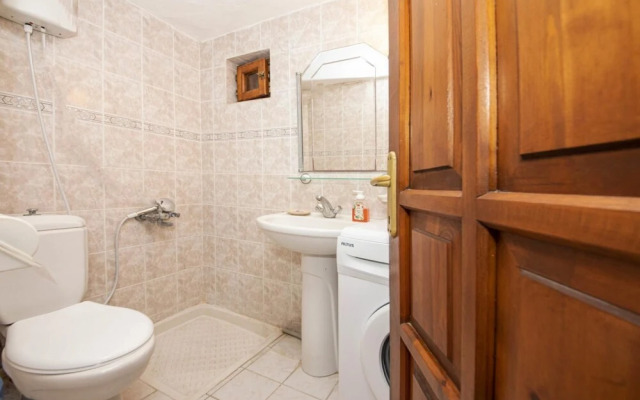 Comfy Villa With Shared Pool and Terrace in Bodrum