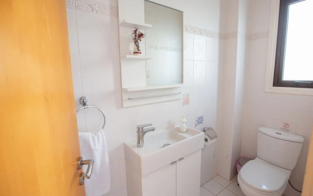 Protaras Holiday Villa Av6