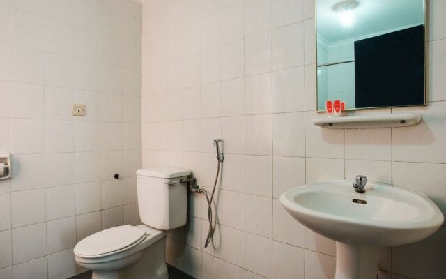 OYO 89568 Mangrove Hotel