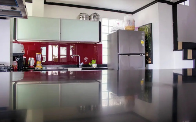 Luxurious 5-bedroom Pool Villa in Heart of Patong, Phuket