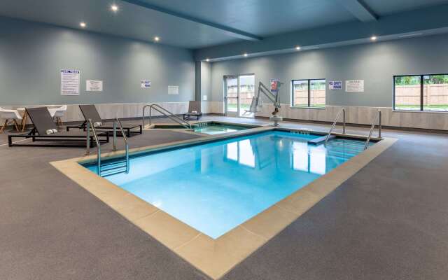 Baymont Inn & Suites by Wyndham Madison