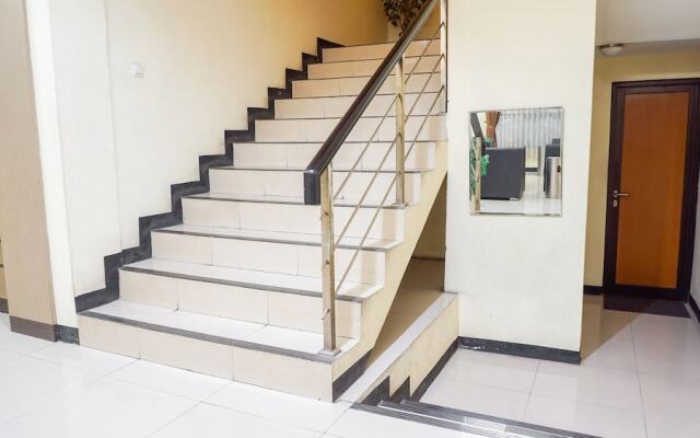 Tekmira Residence Supratman by Oyo Rooms