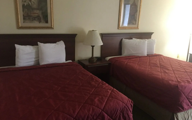 Parkside Hotel & Suites