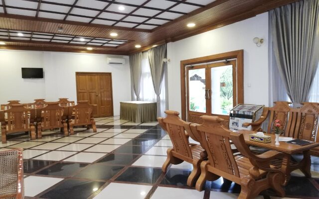 Mrauk U Hotel