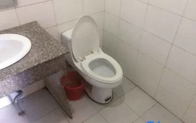 Yuyao chengwaicheng Hotel