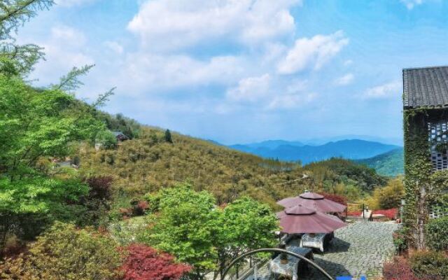 Moganshan·Original Jie Mountain Viewing Sea of Clouds B&B