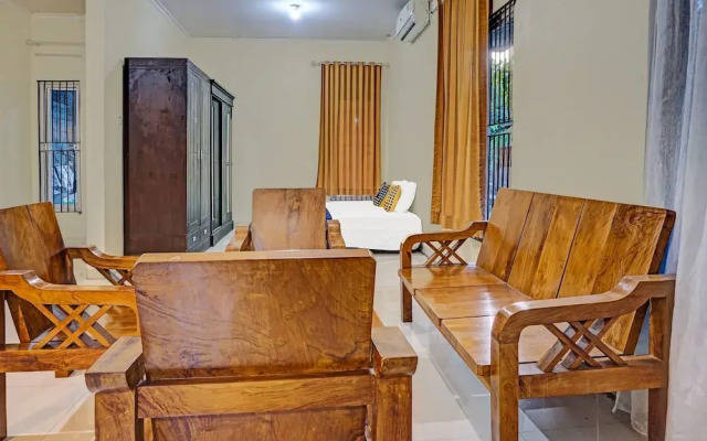 SPOT ON 91756 Alif House Syariah