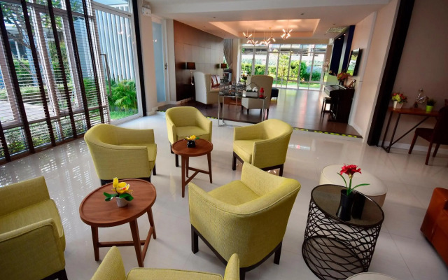 Paeva Luxury Serviced Residence