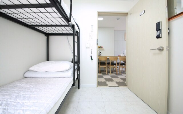 ZIBRO H guesthouse