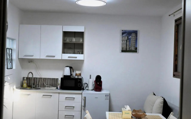 Victor Residence 38