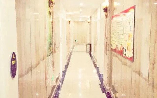 Pebble Motel (Shanghai Gucun Park Jutai Road)
