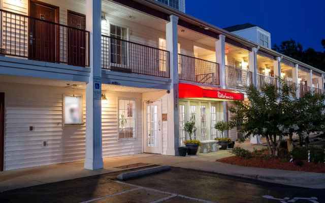 Red Roof Inn & Suites Wilson