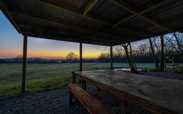 Arcadia Safari Tent in Private 5 Acre Field