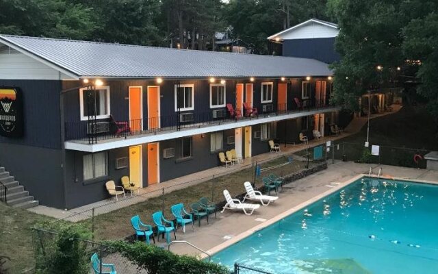 Wanderoo Lodge