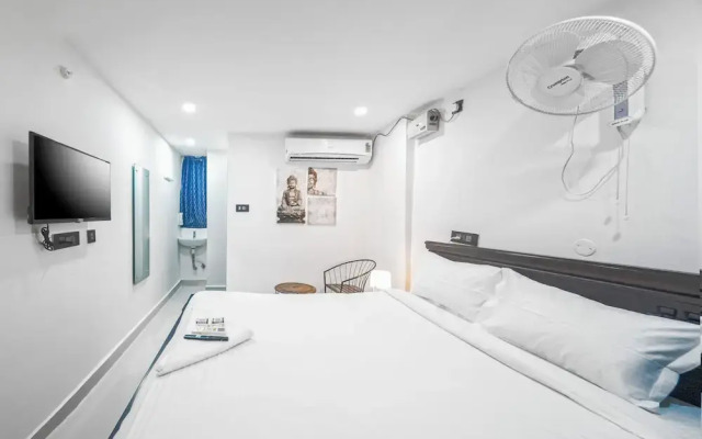 Hivee Hotel