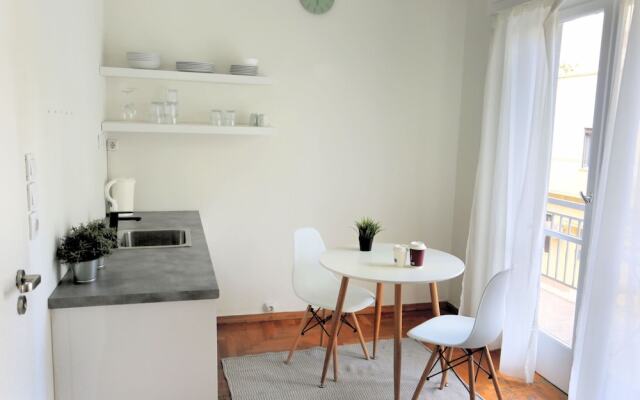 Thisio Junior Athenian Apartment