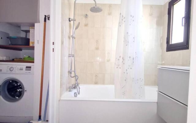 Appartement Six-Fours-les-Plages, 2 pièces, 4 personnes - FR-1-316-196