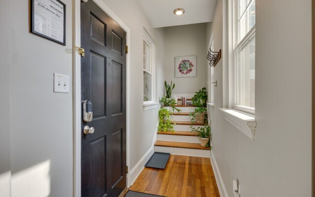 Charming Richmond Retreat Near Riverside Park!