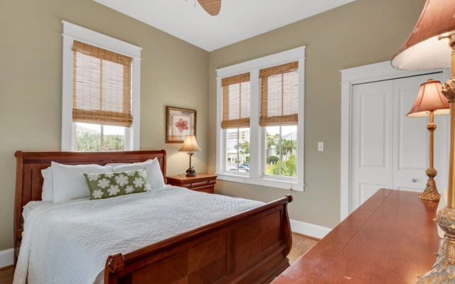 Just in Time at Destin Pointe