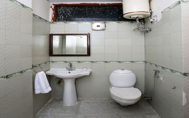 OYO 14100 Hotel D Meridien
