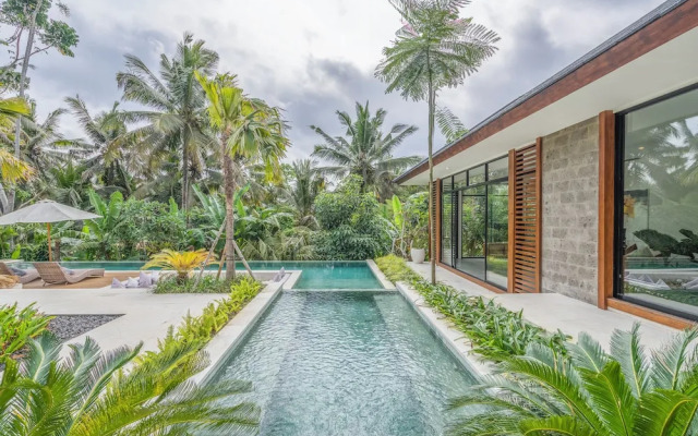 Villa The Kayu by GORO