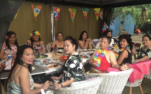 Immaculate 4-bed Apartment in Bournemouth & spa