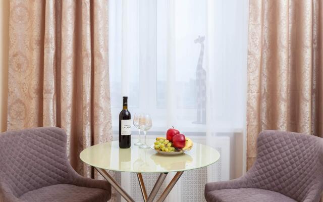 Kotelnicheskaya Royal Tower