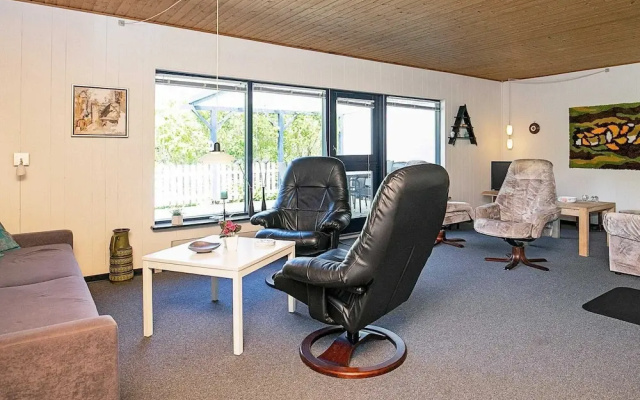 Refreshing Holiday Home in Spøttrup near Sea