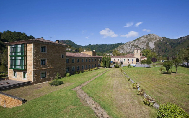 Parador De Cangas De Onis