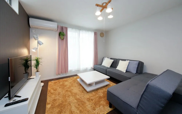 Higashi-Rokugo House Black