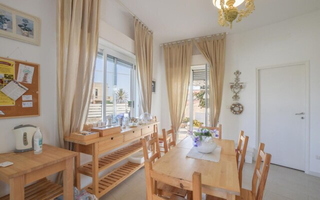 Amazing Home in Scoglitti With 4 Bedrooms and Wifi