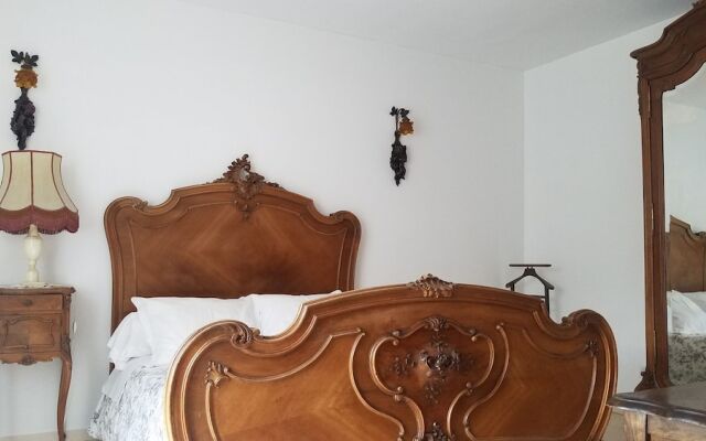 Domaine De Lardoisiere