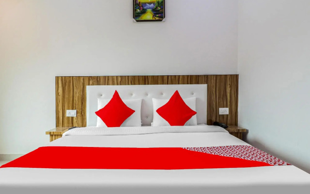 OYO Flagship 86255 Hotel Elite Inn