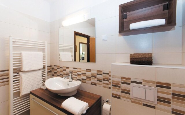 Nice Home in Banjol With Wifi and 3 Bedrooms