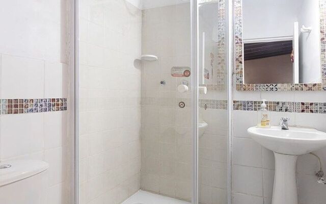 Florentina Hostal