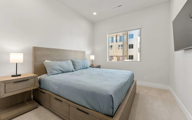 Desert Beachcomber 5 Bedroom Townhouse