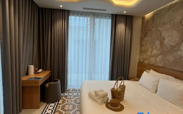 Mira Hotel (Free Cable Car Water Park)