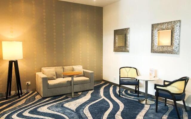 H Residence Apartments- Holiday Paradise