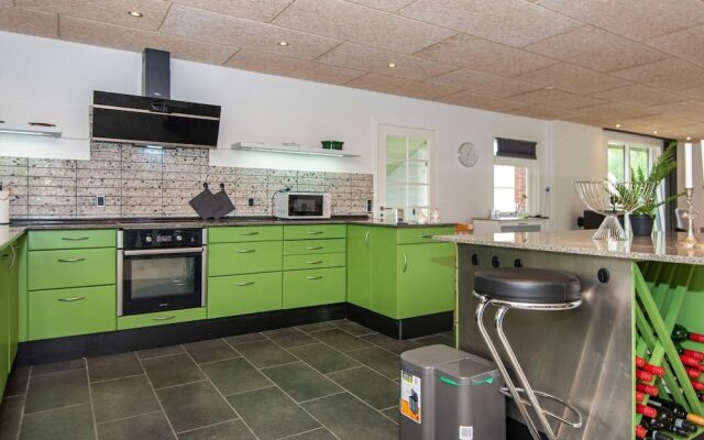 8 Person Holiday Home in Hemmet