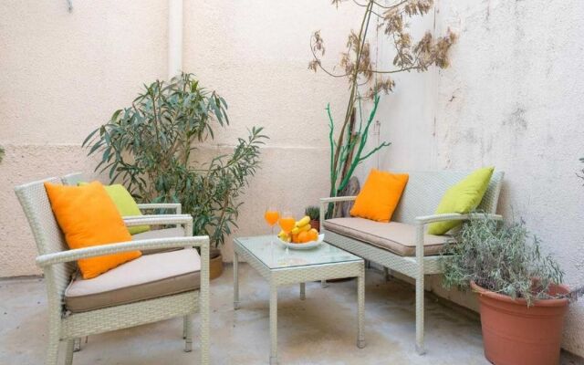 Green Magic Apartments