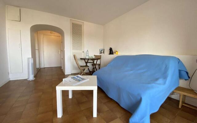 Appartement Sainte-Maxime, 1 pièce, 2 personnes - FR-1-226-420